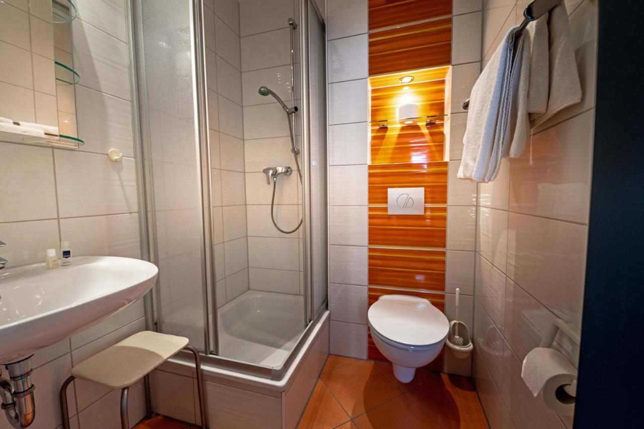 7O'Clock - Hotel Hannover Laatzen Eksteriør billede