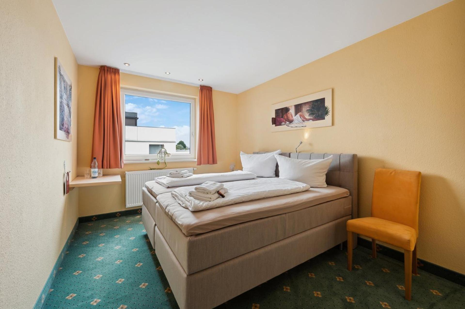 7O'Clock - Hotel Hannover Laatzen Eksteriør billede